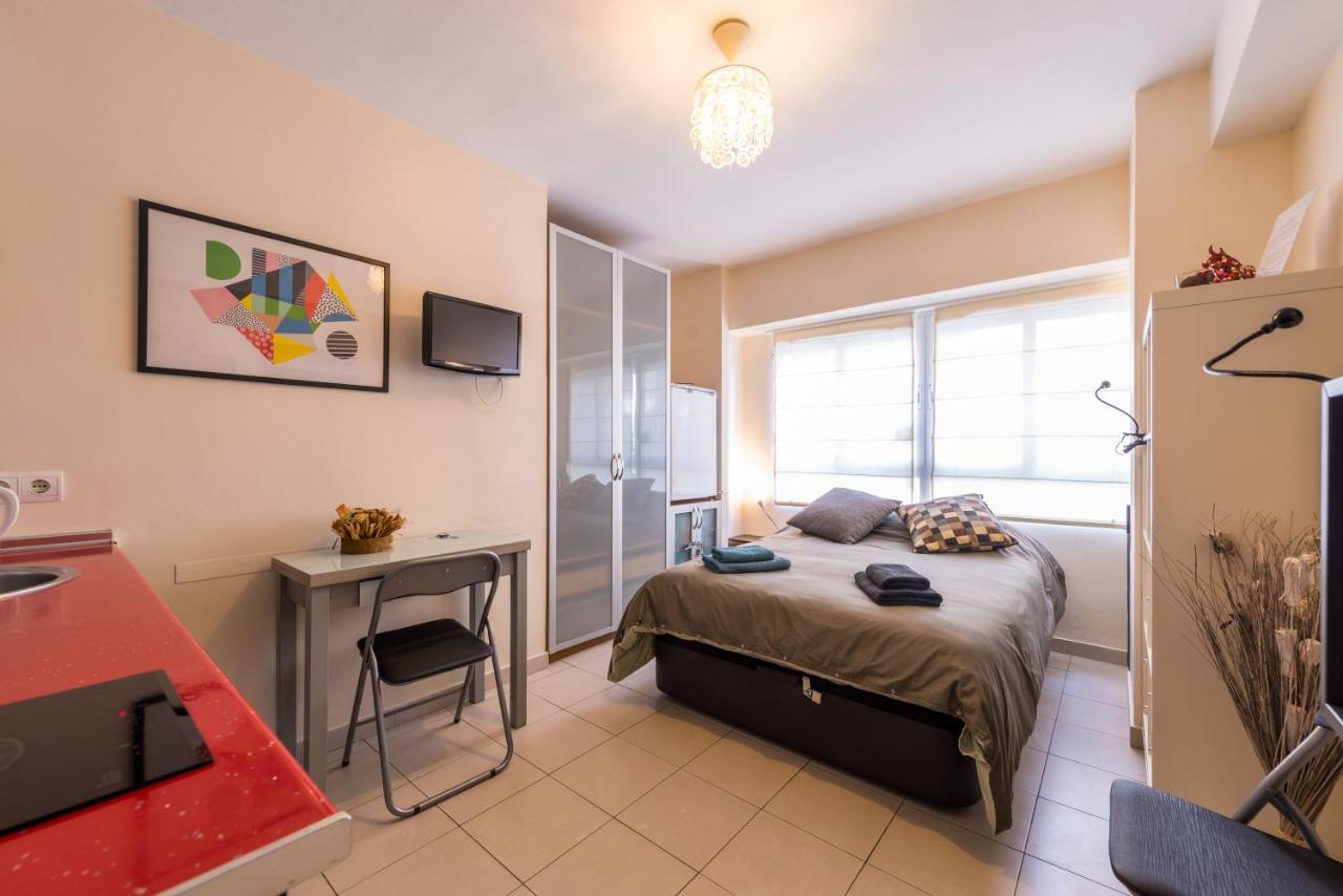 La Casita Malagueta Apartment Malaga Luaran gambar